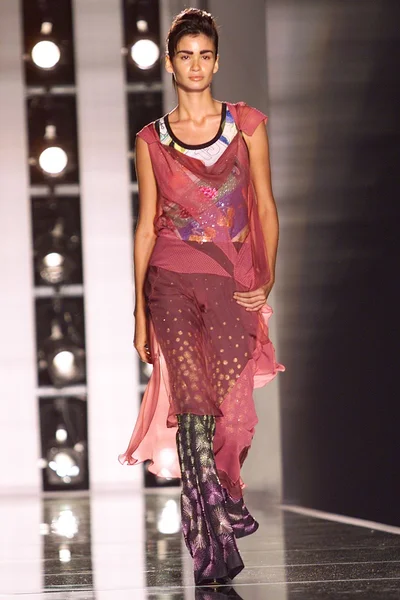 Look 32